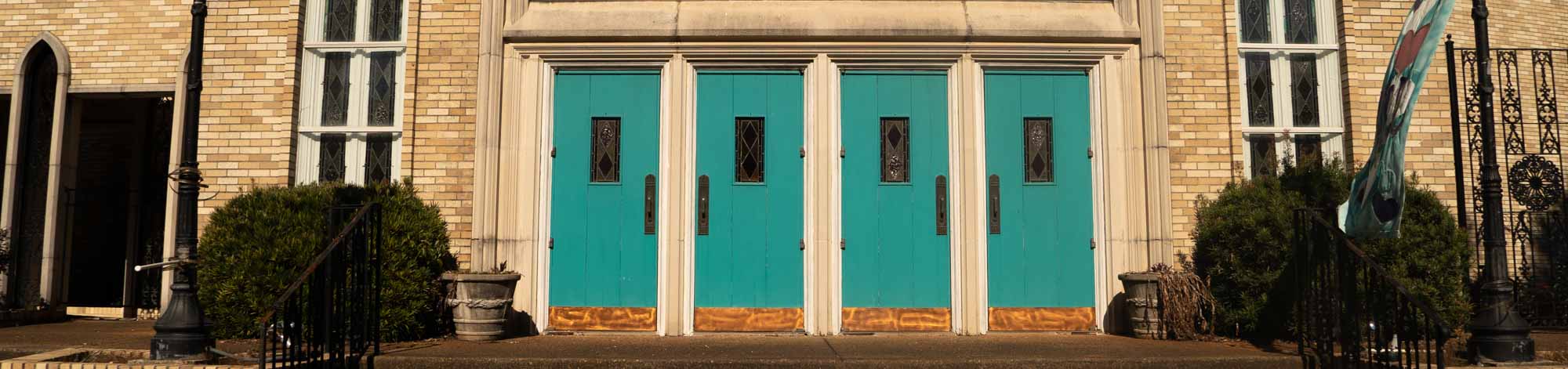 Central Midtown Turquoise Doors